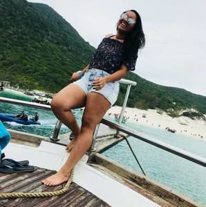 Meet your Posher, Carolina